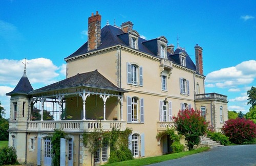 Jarze Bed & Breakfast | Room 6 Twin bedroom with en-suite