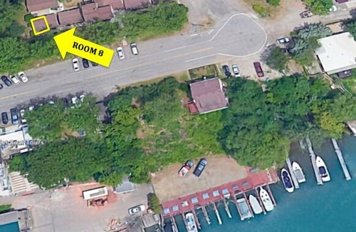 Lewiston Apartment | Room 8 - Riverside Motel - 1 Queen, 1 Twin (Single)