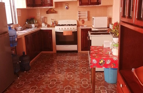 Del Cerrillo House | Room-awesome King Room In City Center