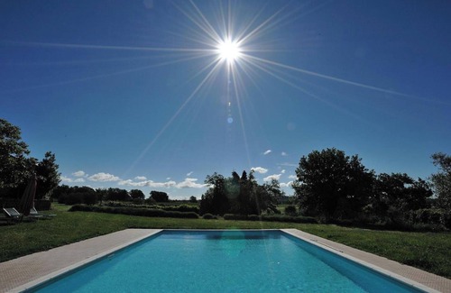 Sorano Apartment | Room 'Camera Est' with Shared Pool, Shared Terrace and Wi-Fi