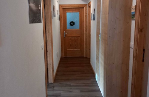 Comelico Superiore Apartment | Room 'Candide' with Wi-Fi