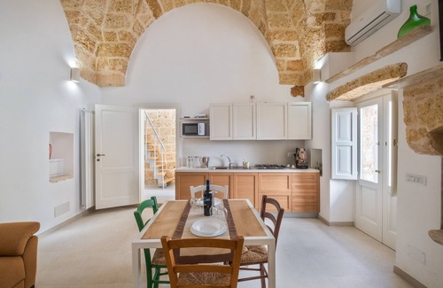 Montesano Salentino Bed & Breakfast | Room 'Dimora Stella' with Private Terrace, Wi-Fi and Air Conditioning