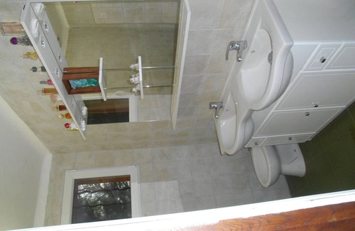 Saze Bed & Breakfast | Room for rent, near Avignon.