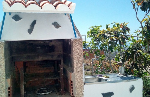 Fasnia Apartment | Room in a typical Canary Islands cave, accessible for disabled people.