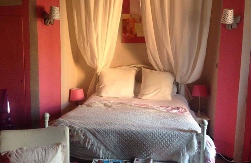 Moissac House | room in Bed and Breakfast in the City Center of Moissac