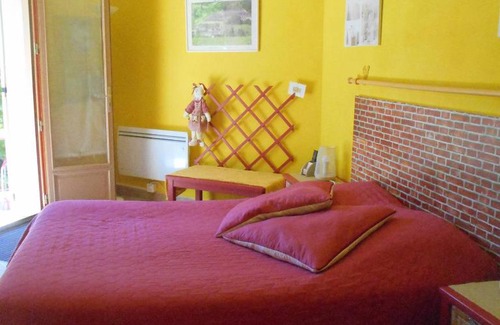 Donzere House | Room in Guest room - La Chambre Du Mimosa