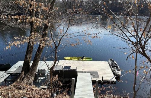 Greenwich House | Room in Lake Home - 2BR 1BA Kitchenette