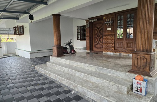 Palakkad House | Room in palakkad with private Balcony