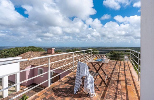 Aljezur Apartment | Room 'Maio' with Sea View, Shared Pool and Wi-Fi