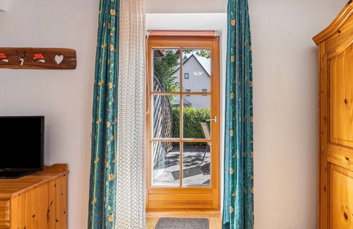 Bonndorf Apartment | Room 'Mit Terrasse' with Private Terrace and Wi-Fi