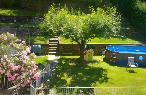 Viggiu Apartment | Room 'Stanza 5' with Shared Garden, Wi-Fi and Air Conditioning