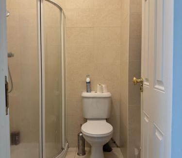Cork House | Room with Private bathroom close to Cork city