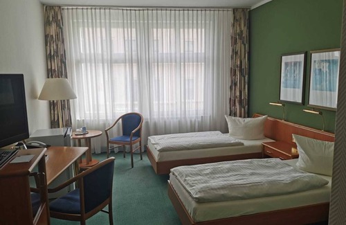 Furstenwalde/Spree Hotel | Rooms for rent in 4 star hotel in 15517 Fürstenwalde