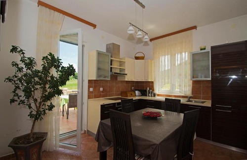 Vrlika Hotel | Rooms Leda