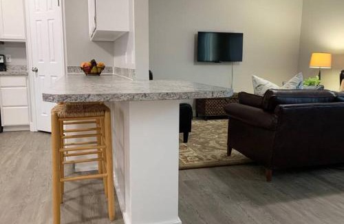Pleasant Grove Apartment | Rooms with a Mountain View