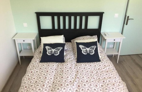 Fontguenand Bed & Breakfast | Rooms with guest table in Berry, near Beauval Zoo, parking
