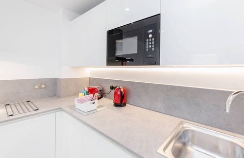 Ealing Apartment | Roomspace Apartments -Walpole Court