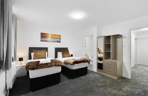 Hale Apartment | Roomy 3 bedroom house, 2 baths
