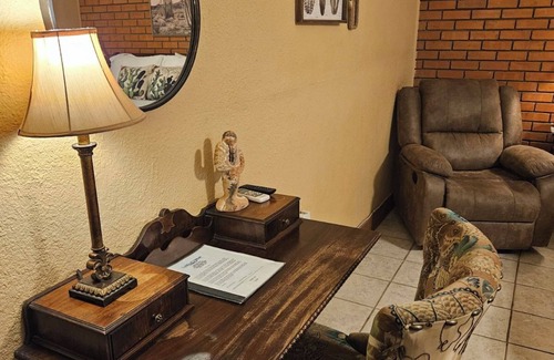 Seymour Hotel | Roots Retreat