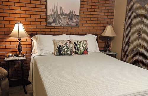 Seymour Hotel | Roots Retreat
