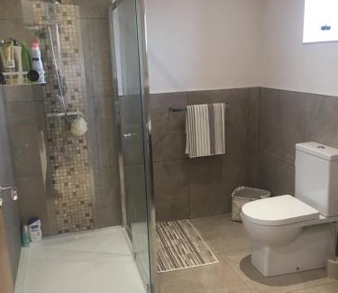 Donaghadee House | Rose Cottage Captivating 1-Bed Cottage in Bangor