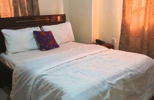 Ife Hotel | Rose Garden Plaza Hotel