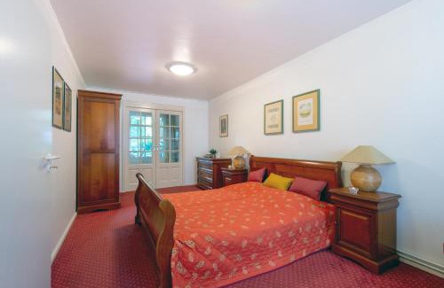 Hessenheim Apartment | Rose - piscine partagée - proche Europa Park