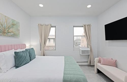 Union City Apartment | Rose Stay, Stylish 2BR Apartment - Sleeps 6 - 25 Min to NYC