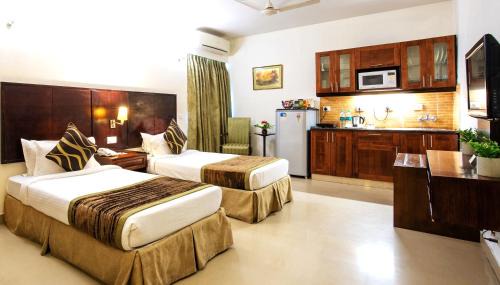 Rudrapur Hotel | Rosewood Apartment Hotel Pantnagar