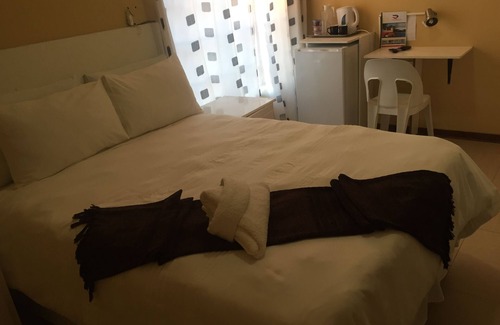 Ghanzi House | Rosey Rest Inn