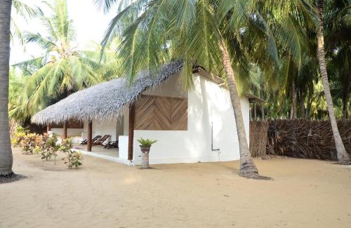 Etalai Resort | Roshanne Beach Resort