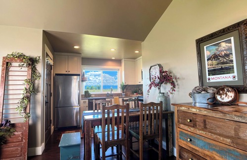 Belgrade Cabin | Ross Creek Cabin #3 Spectacular Mountain Views