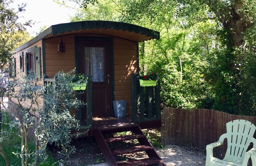 Barbentane House | Roulotte Carpe diem