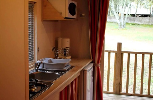 Junas Cabin | ROULOTTE Klimaanlage - 2 rooms - 26.08m2/Cigale, Grill, Chardonnet, Mésange 4 Personen