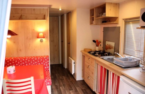 Junas Cabin | ROULOTTE Klimaanlage - 2 rooms - 26.08m2/Cigale, Grill, Chardonnet, Mésange 4 Personen
