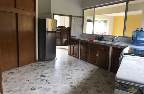Ciudad Fernandez House | Round house 15 minutes from the crescent