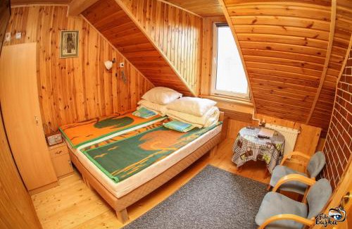 Płaska Bed & Breakfast | "Rowerowa Przystań" turystyka wiejska & agroturystyka nad jeziorem Serwy w sercu Puszczy