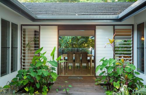 Wongaling Beach House | Roya on Mission - Beachfront - Wongaling - Family