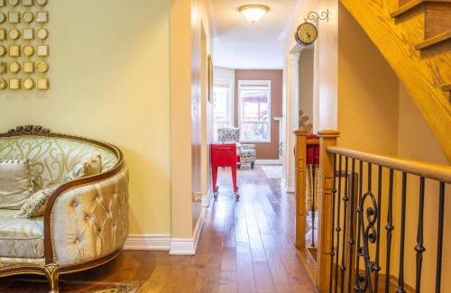 Brampton House | Royal Luxury Central Home with Gazebo By Toronto