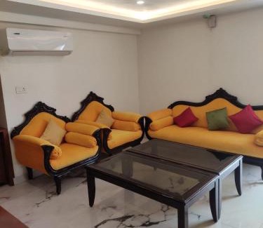 Indirapuram Hotel | Royal Park - Hotels & Resorts