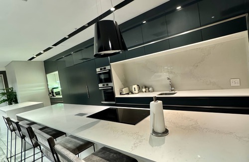 Sandown Apartment | Royal platinum Penthouse in Sandton