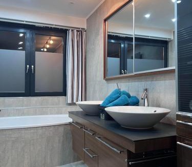 Knittelfeld Apartment | ROYAL RACiNG SUiTE KF