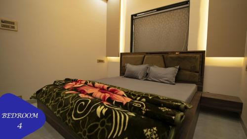 Lonavala Villa | Royal Triose - 16BHK Resort Property