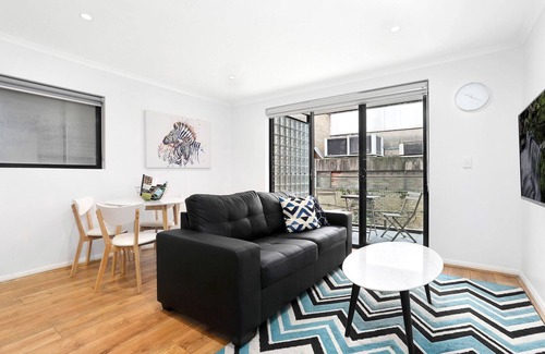 Rozelle Apartment | Rozelle l 1 Bedroom l Pet Friendly