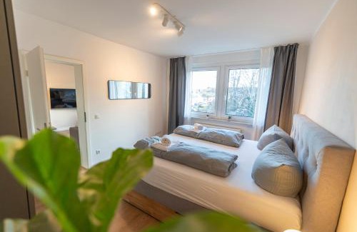 Magdeburg Apartment | RR - Stylish Apartment 50qm - WIFI - Washer - TV