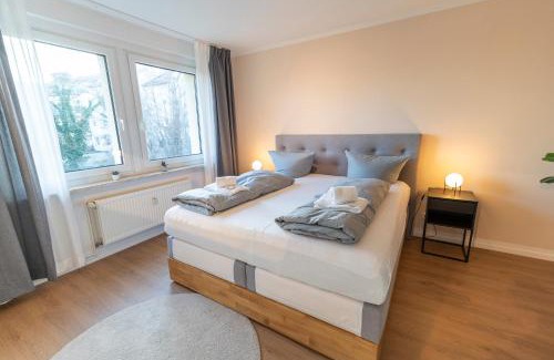 Magdeburg Apartment | RR - Stylish Apartment 50qm - WIFI - Washer - TV