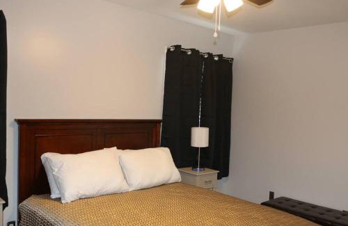 The Plains House | Rt. 682 Athens, 3 Queen bedrooms, 2 baths, Wi-Fi