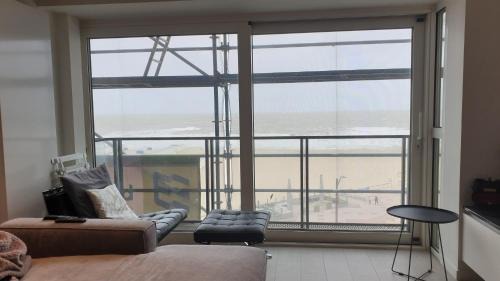 Knokke Apartment | Rubensplein 7p, 4 adults & 3 kids - free parking