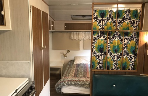 Taylor Bay Cabin | Rudawe Lodge in Taylor Bay, with FREE lake experience