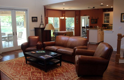 Austin House | "Rudy's Nest" 2-acre Hill Country Home Between Dripping Springs and Austin, TX
